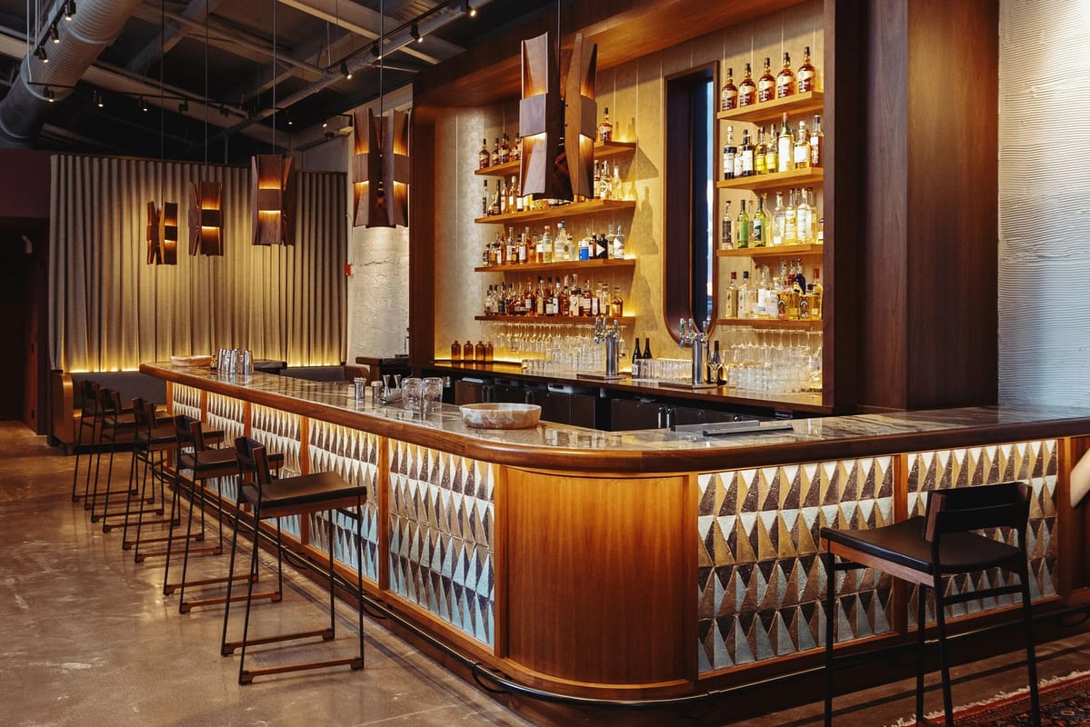 Salt Shed - Three Top Lounge