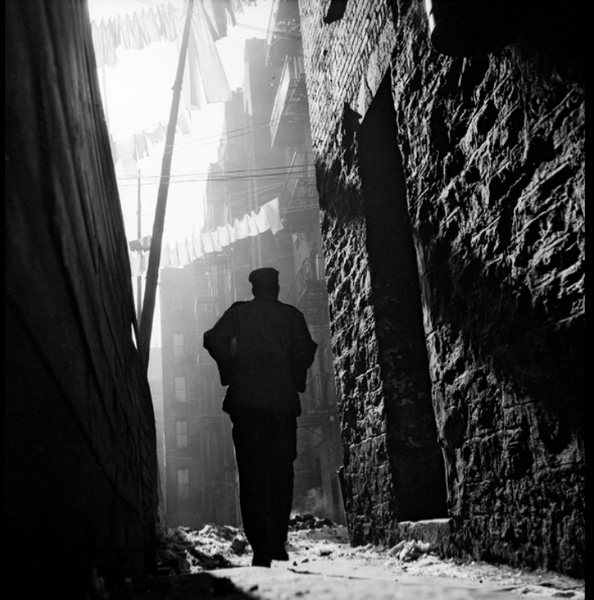 The Photographic Collaborations of Richard Wright, Ralph Ellison, and Gordon Parks